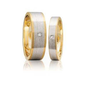 Two-Tone Princess Diamond Faceted Wedding Ring