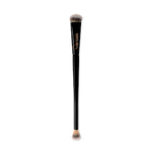 Colour: Crease & Contour Brush