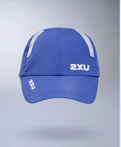 2XU Unisex Run Cap - Surf/White