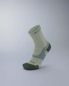 2XU Vectr Merino Light Cushion Crew Socks - Eucalyptus/Olive Leaf