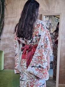 Vintage Kimono: Kimono - Akita