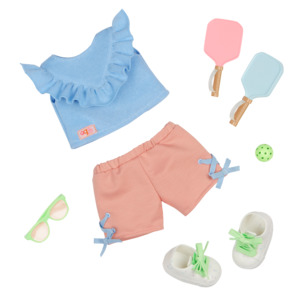 Outfits: Serve with Love