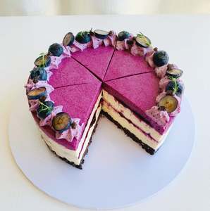 Products: Blueberry&Oreo Cheesecake – Ours Cake Studio