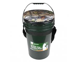 Brands Game On: Game On Waterproof Storage Bucket with Top Swiveling Seat