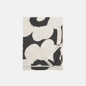 Towels: Unikko Bath Towel 70 X 150 Cm - charcoal, off white