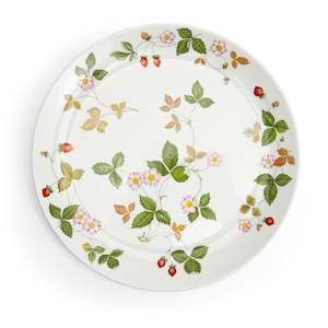 Wedgwood: Wild Strawberry Couped Plate 27Cm