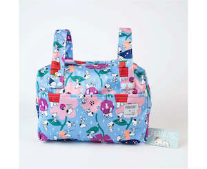 Monarch: Monarch Unisex Travel Pod - Snoopy In Bloom