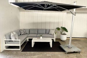 Cantilever Umbrellas: 2.5M x 2.5M Square Sunbrella® Cantilever Umbrella in 'Coal' - Outside Space