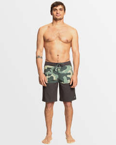Mens Boardies 1: Quiksilver Everyday Division 20" Boardshort - Urban Chic