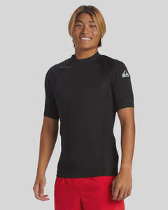 Mens Rashies: Quiksilver Everyday Heat Short Sleeve Surf Tee Shirt - Black