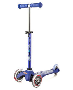 Micro Scooters: Micro Mini Deluxe Scooter - Blue