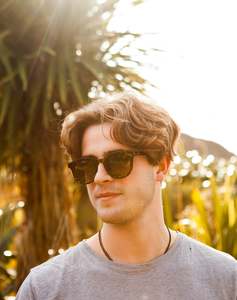 Moana Rd: Moana Rd John Wayne Sunnies