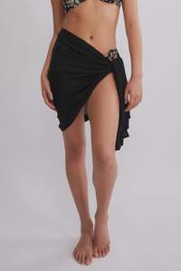 Womens: Plug Half Sarong - Plain Black