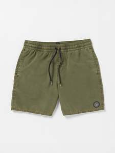 Mens Boardies 1: Volcom Center 17 Trunk - Evergreen