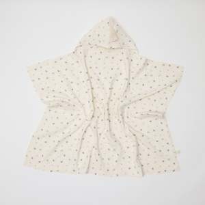 Organic Muslin Hooded Towels: Hooded Towel with Tassel Enchanted Garden