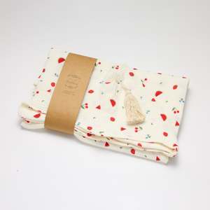 Hooded Towel with Tassel - Sweet Pickings