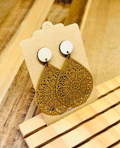 Sale: Dangles - Malvina