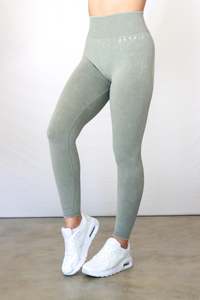 Leggings: Women's Seamless Adapt Leggings - Pistachio