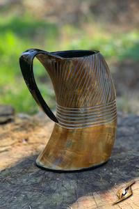 Mugs: Adventurer Mug - 600 ml - Brown