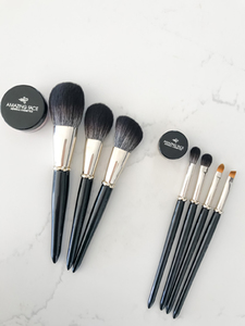 Products: Cosmetic Brushes