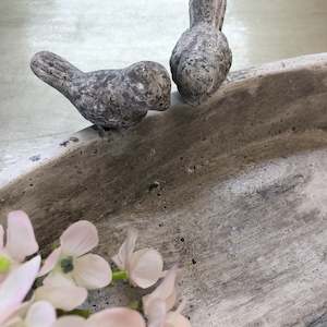 Garden: Bird Trough concrete look
