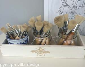 Stencil Tools: 1 x Stencil Brush