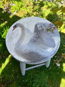 Furniture: Swan stool / table