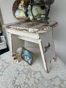 Pm Vintage Finds: Aged Stool with original chippy patina