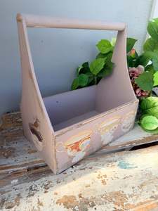 Painted And Repurposed: Crockery Tote