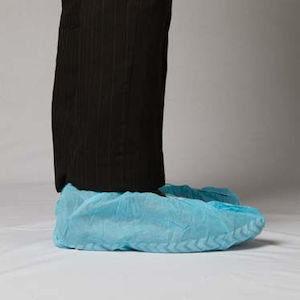 Advance: Advance® Disposable Non-Skid Polypropylene Shoe Covers