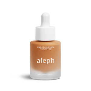 Smoothing Skin Tint / SPF | Medium/Dark
