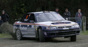 Windscreens: Subaru Classic Legacy heated front screen