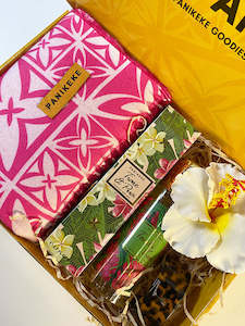 Panikeke Giftboxes: NOLA PANIKEKE GIFT BOX