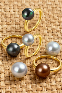 Panikeke Accessories: PALOA PEARL GOLD PLATED RING