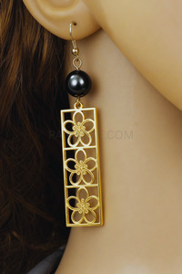 MALIFA PEARL DANGLES
