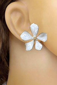 GEITITA FLORA STUD DANGLES
