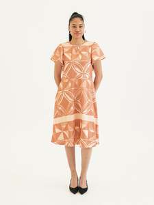 TE APA BROWN ILA KEYHOLE MIDI DRESS
