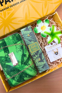 Panikeke Giftboxes: PANIKEKE GIFT BOX HEHULU ONO