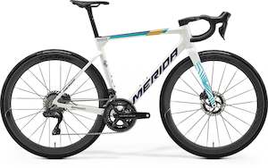 Road Bikes: 2026 SCULTURA TEAM