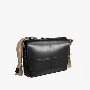 Brooks: Barbican Leather Sholder Bag Black