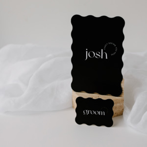 'LOVE STRUCK' MENU & PLACE NAME SET