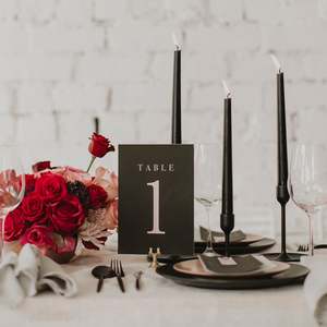MINIMALIST TABLE NUMBER BLACK