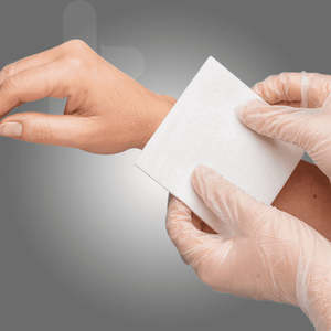 Outdoor Adventure Kits And: Non-adherent dressing 10cm x 10cm