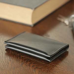Leather Wallets: Leather Folded Card Wallet - Black