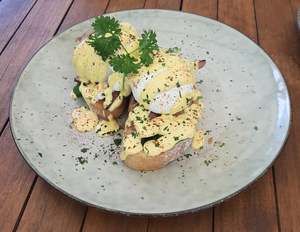 Menu Food: Eggs Benedict - Full and 1/2