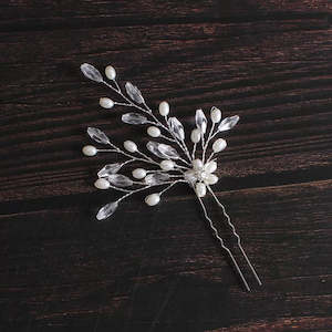 Wedding Accessories: Bridal Pearl White Flower Crystal Trendy Hairpiece Silver