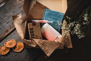 Custom: Little gift box