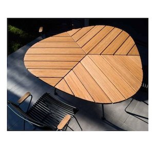 Leaf Outdoor Table