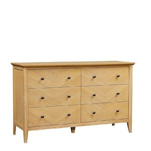 Hemsly 6 Dr Lowboy