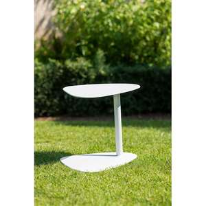 Monica Outdoor side table - Lasting Durability